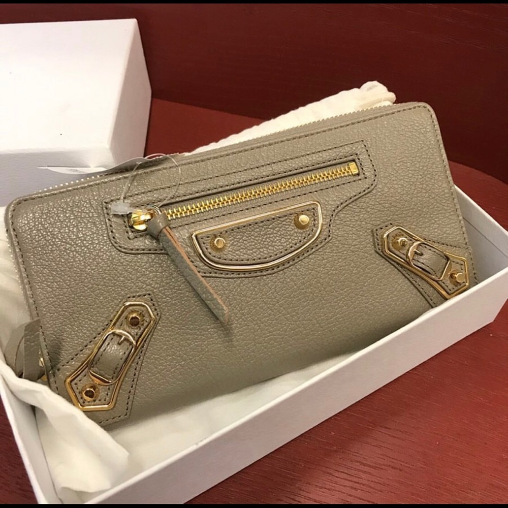 Brand new Balenciaga Edge wallet